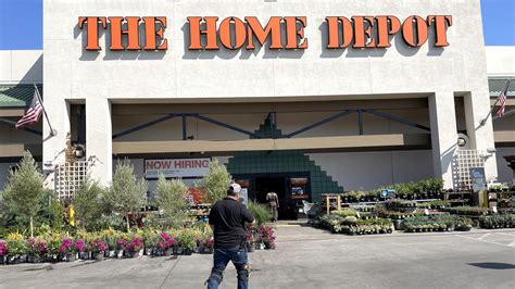 the home depot on balboa and roscoe