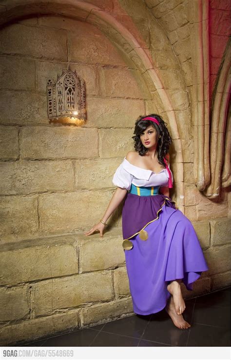 the hunchback of notre dame esmeralda cosplay