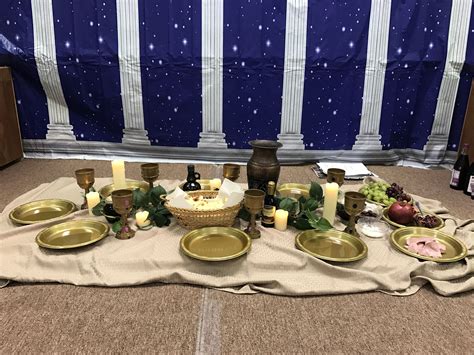 the last supper table setting