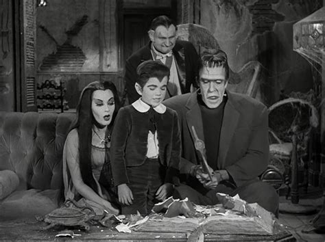 the munsters play episode