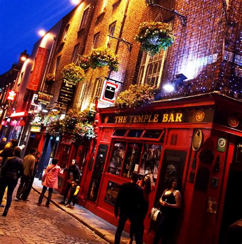 the temple bar dublin ireland hours