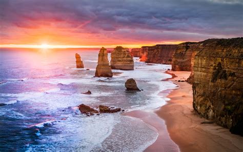 the twelve apostles great ocean road