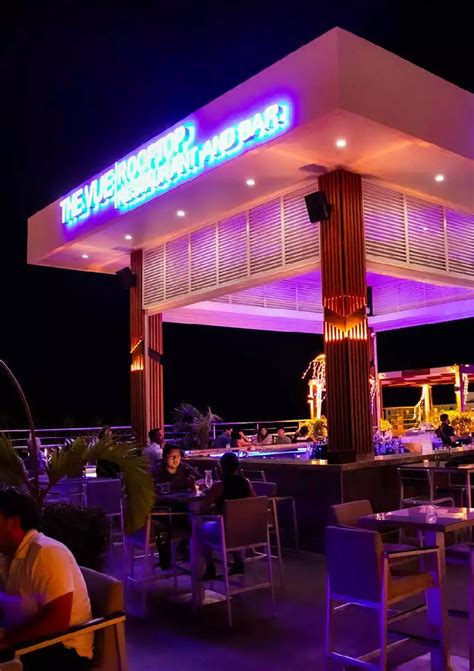 the vue rooftop aruba dress code