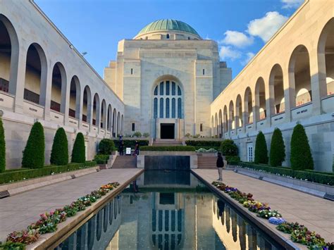 the war memorial canberra