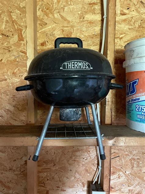 Thermos Tailgate Grill
