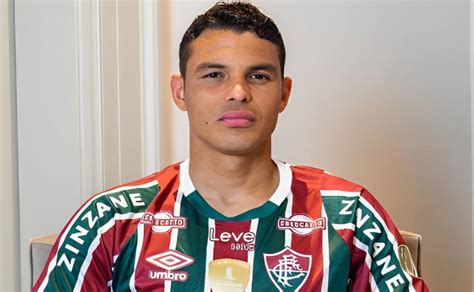 thiago silva joga em qual time