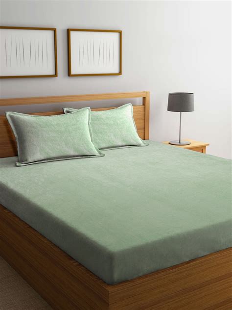 Thick Woollen Bed Covers