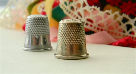 Thimble Tagalog Definition