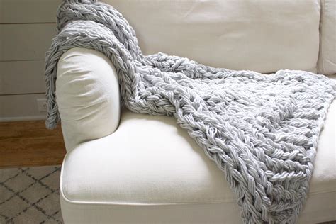 Thin Yarn Blanket Tutorial