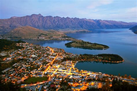 things to do in queensland new zealand