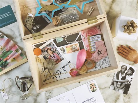 things to put in a time capsule with friends
