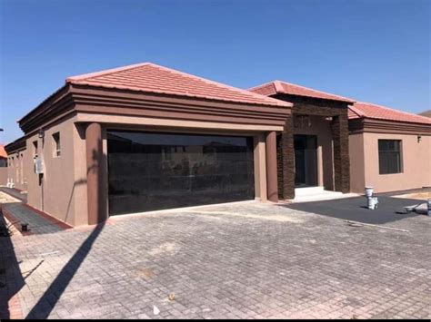 Thobo Hamlet Plot For Sale