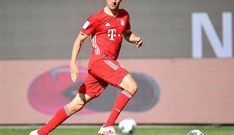 “Robbed !”: Thomas Muller finally breaks silence on Robert Lewandowski