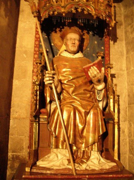 thomas becket statue