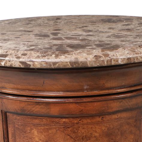 Thomasville Round End Table