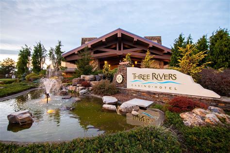 three rivers hotel and casino