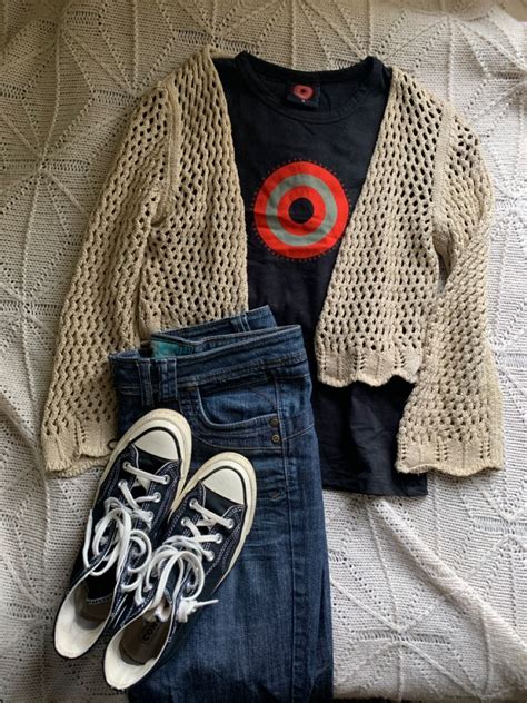 Thrifting With Nessa Review: Style on a Budget