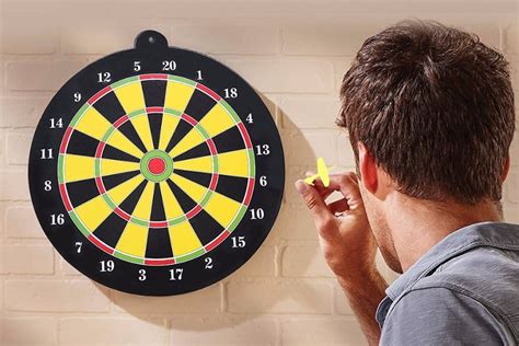 Throw Dart Happy Game