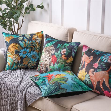 Throw Pillows Design