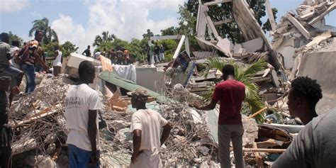tic et tremblement de terre en haiti