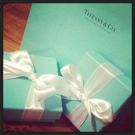 tiffany and co gift wrapping