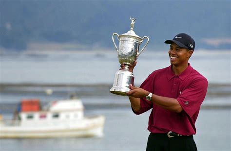 tiger woods wins in 2000