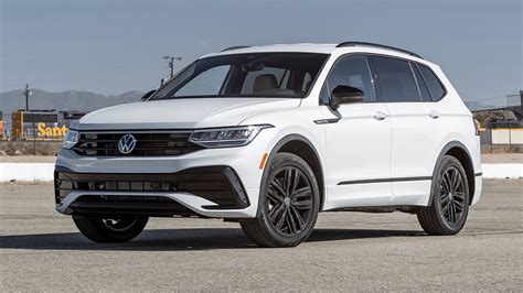 tiguan s vs se 2023