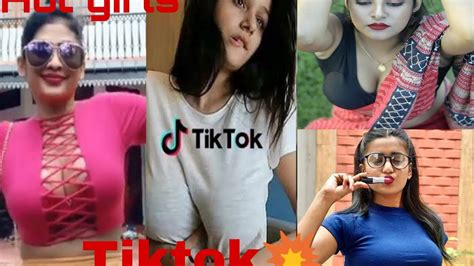 tik tok girls show a viral trend