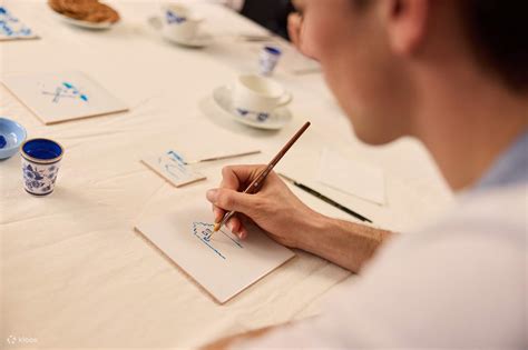 Taller de pintura de azulejos en Estambul