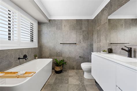 Tiling Bathroom Walls To Ceiling