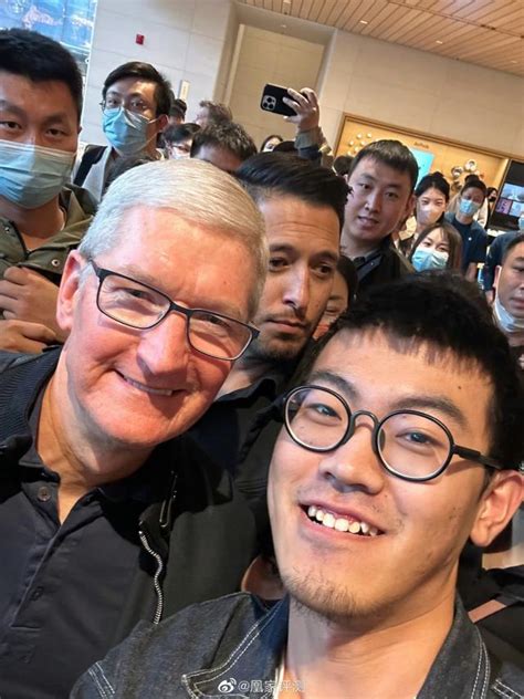 tim cook china