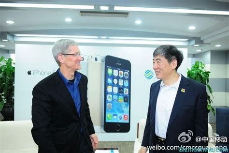 tim cook going to china