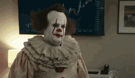 tim curry pennywise gif