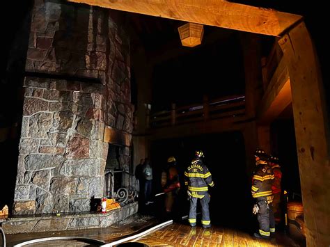 timberline lodge fire live