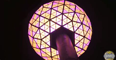 times square ball drop 2024 live