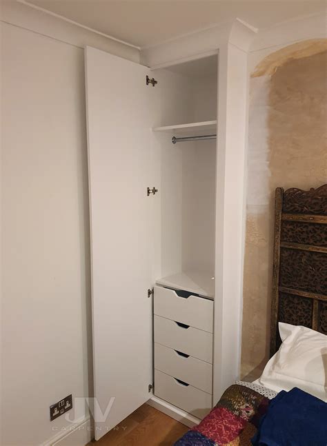 Tiny Bedroom Wardrobe Ideas