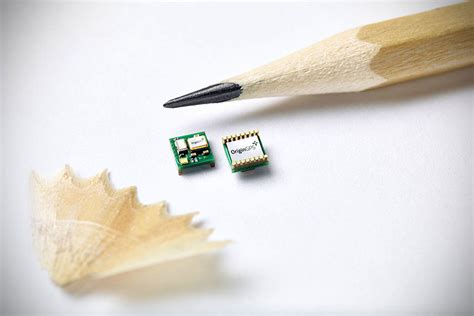 tiny gps chip