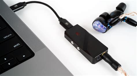 tiny headphone amp