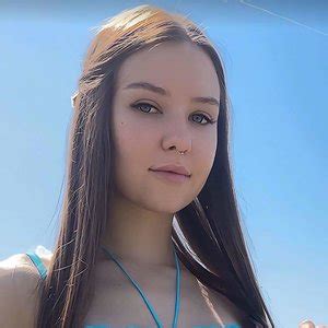 tinyangel fansly leak