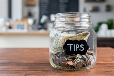 Tipping at restaurant