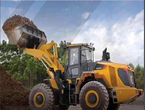 Tipping Load Wheel Loader