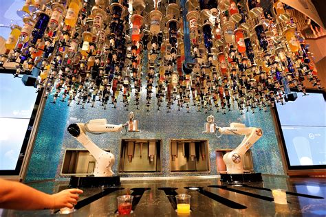 Tipsy Bartender Robot
