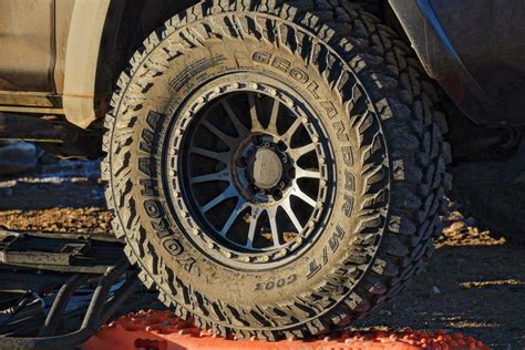 tire yokohama geolandar review