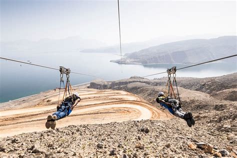Tirolesa en Khasab
