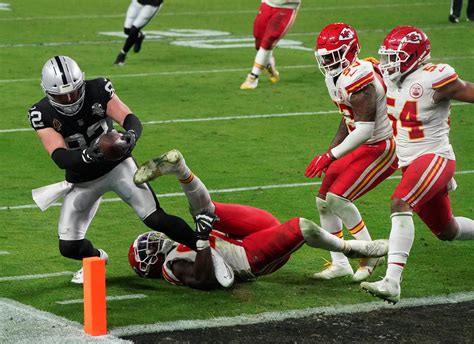 today's game raiders vs the chiefs