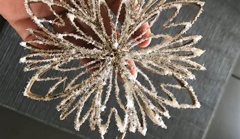 Toilet paper roll snowflake ornament with glass glitter