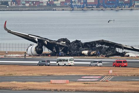 tokyo airport fire 2024