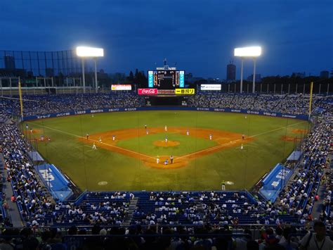 tokyo yakult swallows stadium