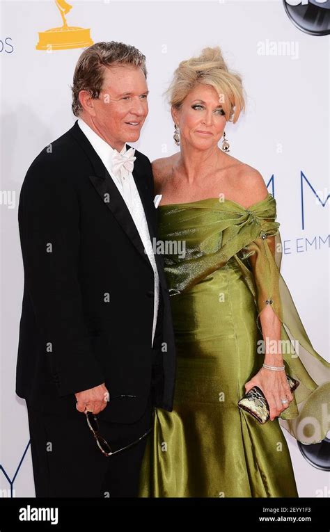 Unveiling Tom Berenger's Spouse: A Hollywood Mystery