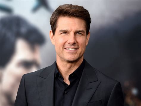 tom cruise biography and height